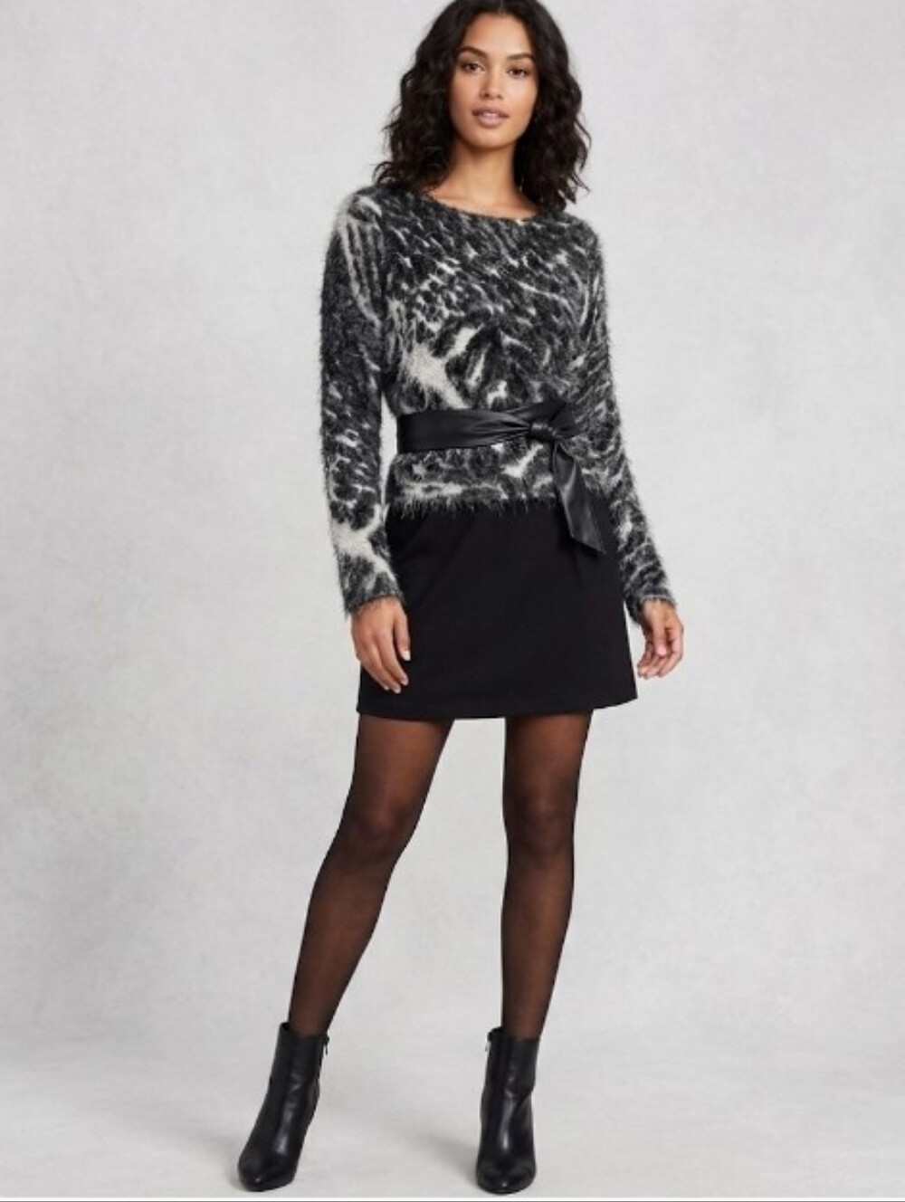 NWT Joseph Ribkoff Faux Fur Abstract Tunic Dress Belted Gray Black Size 8